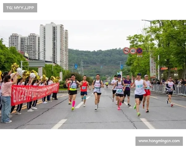 仙桃马拉松激情开跑 15000名选手共赴春日赛道迎接健康新风尚 仙桃马拉松激情开跑 15000名选手共赴春日赛道迎接健康新风尚